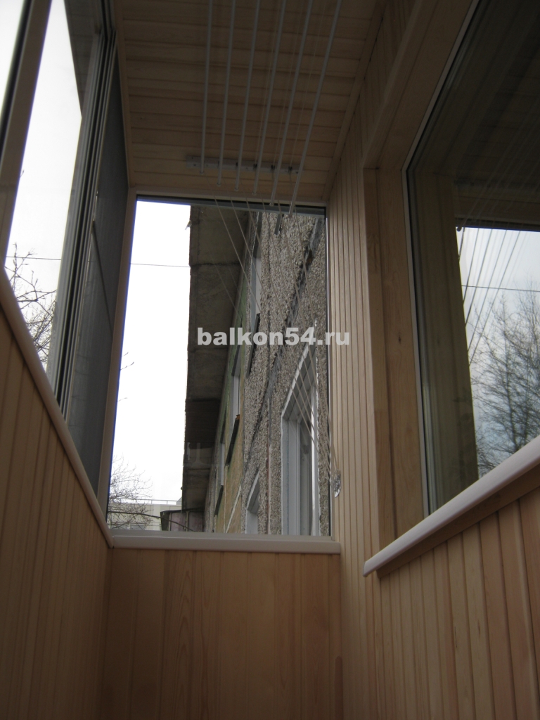 Остекление лоджий и балконов алюминиевым профилем в Новосибирске